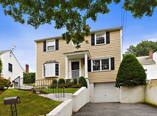 20 Fairway Dr, Eastchester, NY