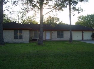 713 Duck Dr, Victoria, TX 77905