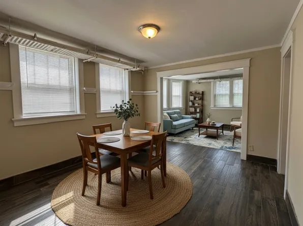 Freshly Renovated 2BR Garden Apartment Near UWM $1,350/mo Heat Included