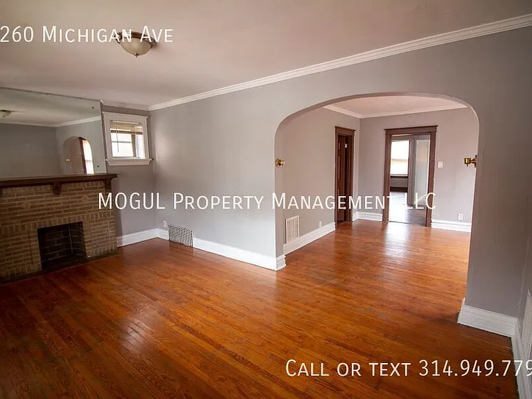 3260 Michigan Ave — Photo 4