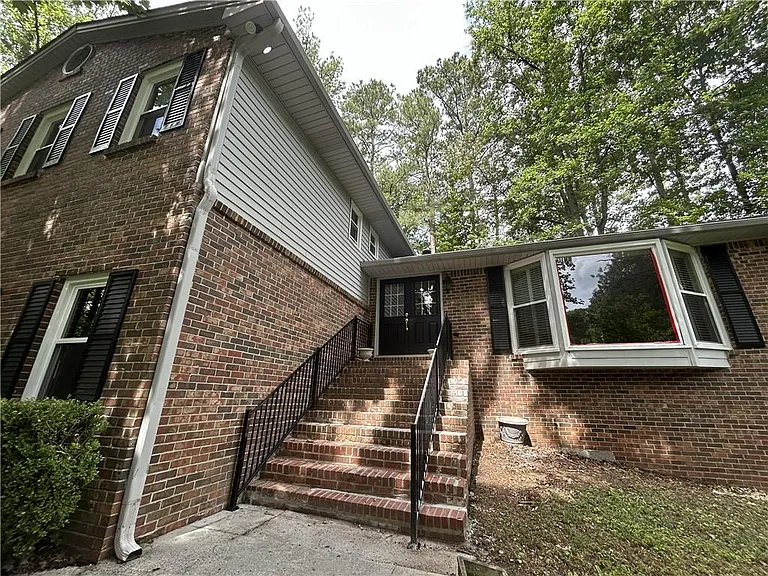 2271 Fox Hound Pkwy — Photo 2