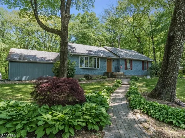 52 Maple Ave, Hardyston Twp., NJ 07460