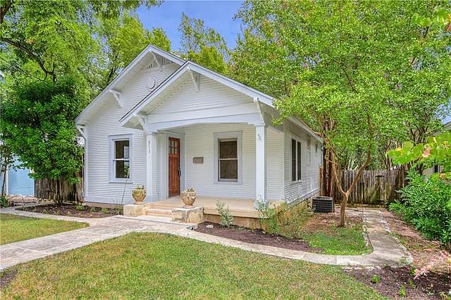 1st image of 913 Shelley Ave