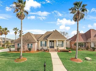 209 Islander Dr, Slidell, LA 70458