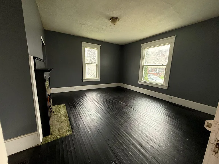 103 Dewey Ave — Photo 3