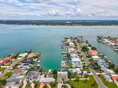 12375 7th St E, Treasure Island, FL, 33706