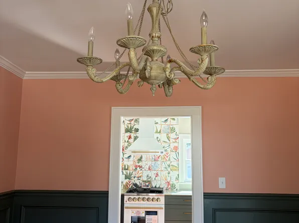 917 S Main St, Summerville, SC 29483