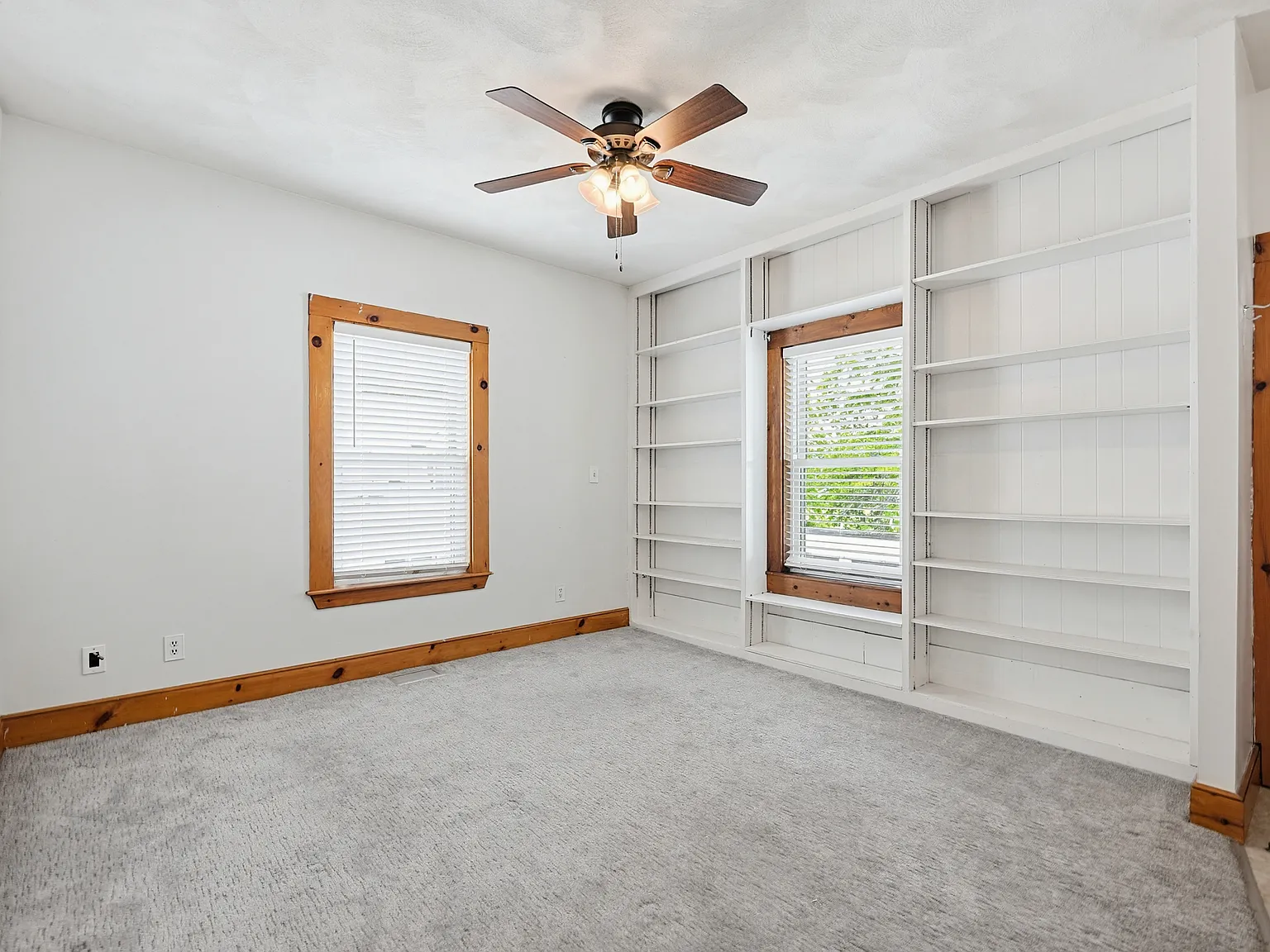 1 bed, 1120 sqft, $2,600 — Photo 4