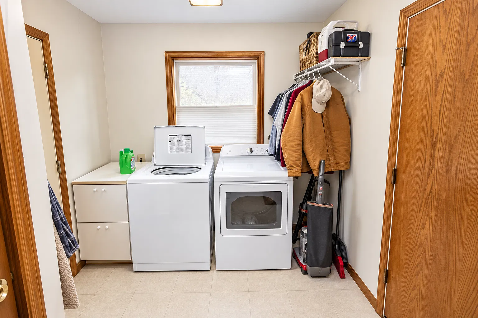 3 bed, 1.5 bath, 1500 sqft, $2,500 — Photo 4