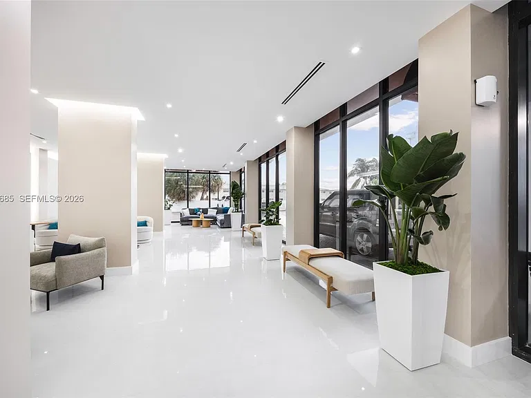 2401 S Ocean Dr #2402 — Photo 23