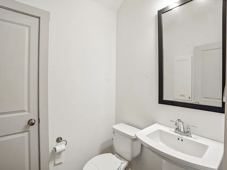 6441 Iron Horse Blvd — Photo 23