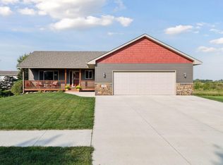 1305 Benton Creek Ave, Cologne, MN 55322