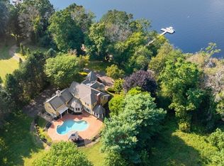 83 River Rd, West Newbury, MA 01985