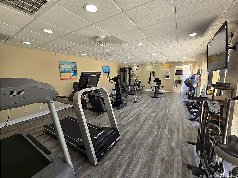 10600 S Ocean Dr #709 — Photo 29