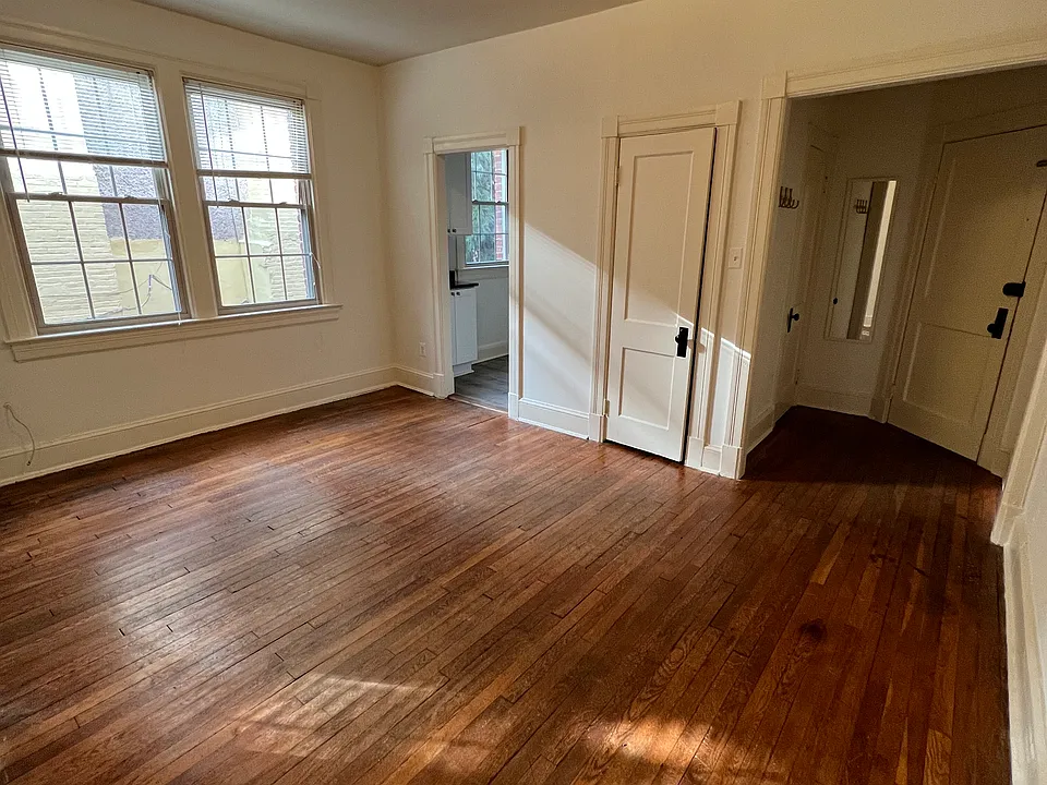 Living room with closet, entrance hall with closet