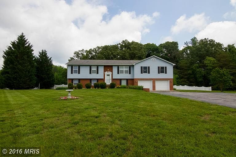 1st image of 26400 Meadow Wood Dr