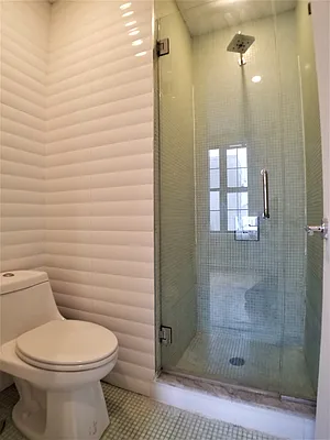 Rented by Sunshine Management Group, LLC | media 19