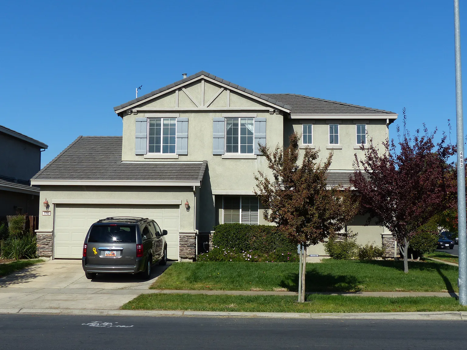 1765 Cobblestone Dr photo 1