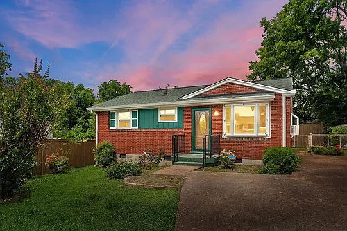 2427 18th Ct N Photo 1