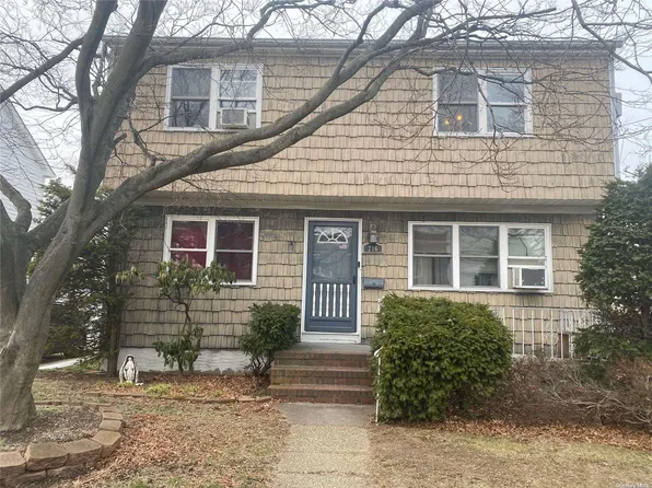 216 Belmont Boulevard, Elmont, NY 11003