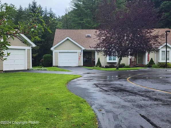 26 Turtle Way, Stroudsburg, PA 18360