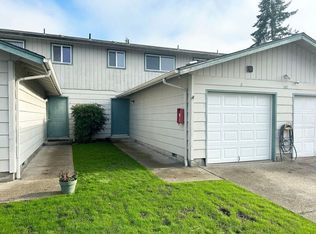 267 S 40th St, Springfield, OR 97478