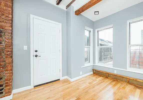 Rented by Flight of Fancy Realty Group | media 17