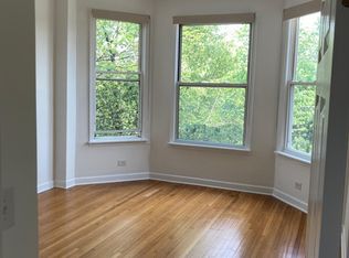 3556 W Wrightwood Ave #2N, Chicago, IL 60647