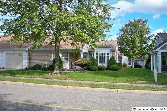 1st image of 1156 Thornbury Lane #B