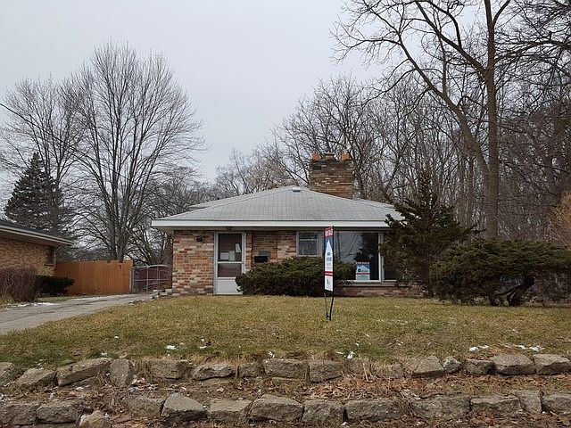 1st image of 472 2nd Ave