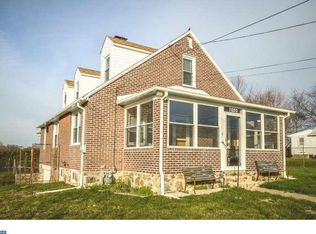 1020 Chestnut St, Trainer, PA 19061
