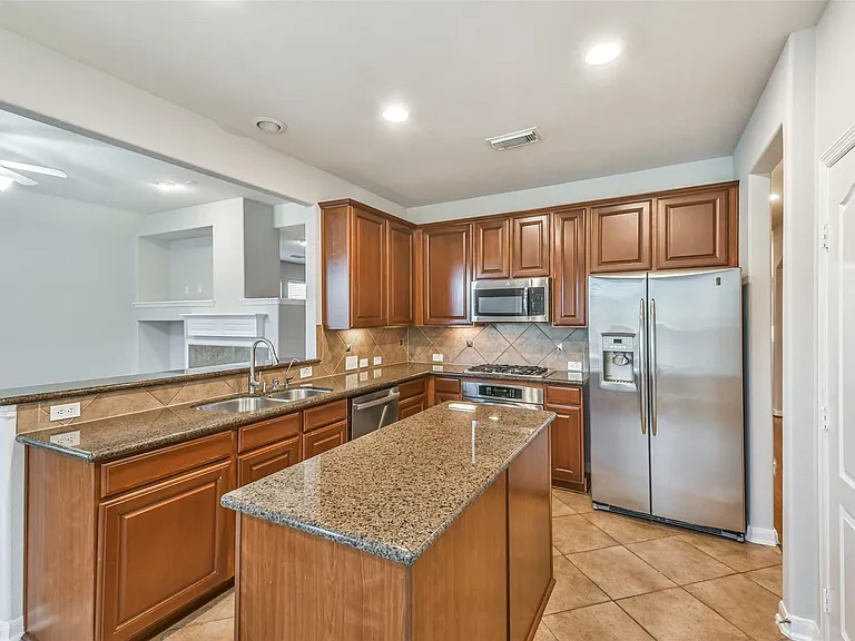 9506 Gramond Hall Ct — Photo 13