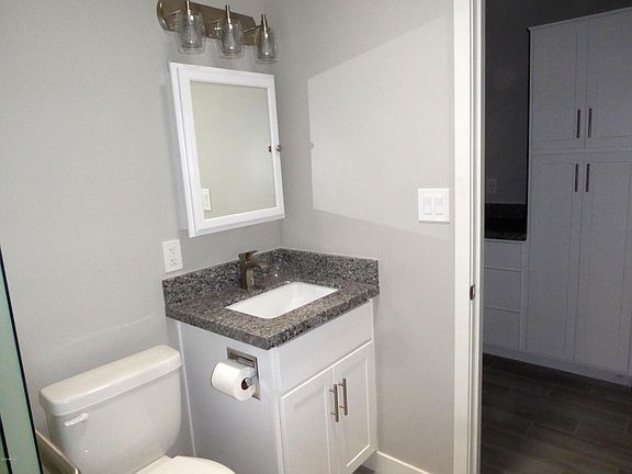 4th image of 4518 N 18th Ave