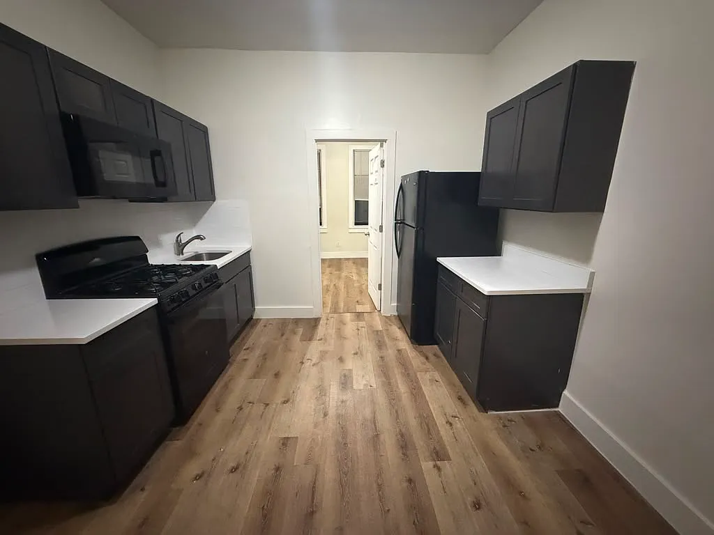 1 bed, $1,900 — Photo 1