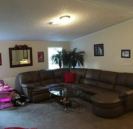 4th image of 916 Falcon Crest Dr