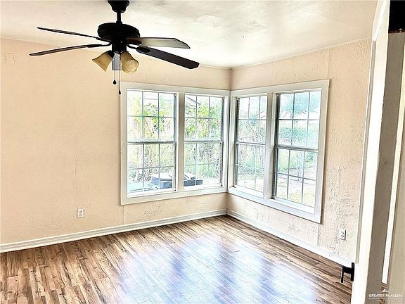 3rd image of 814 N Kennedy Ave