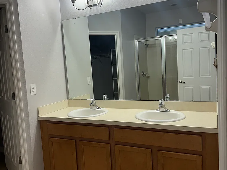 3008 Madelia Ln — Photo 34