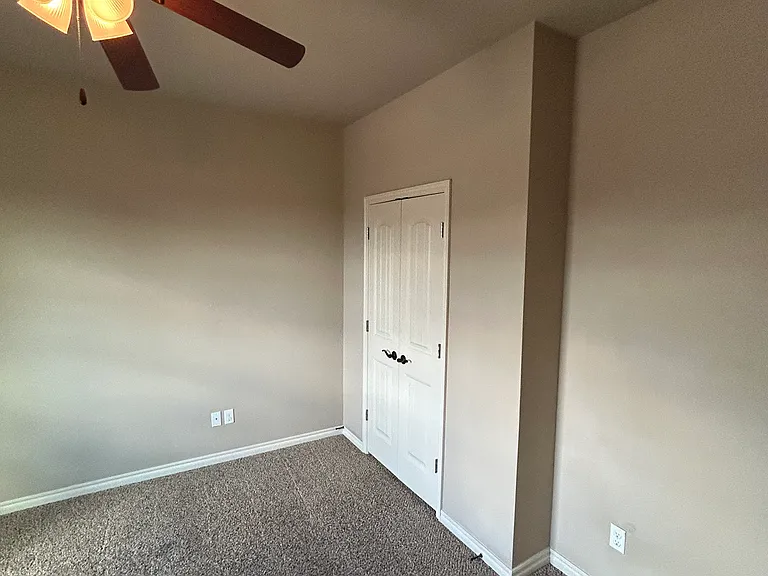 12011 Jadesdale Cir — Photo 45