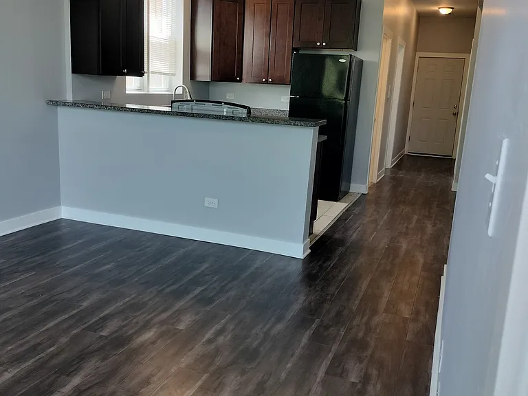 1943 W 48th St #2 — Photo 18