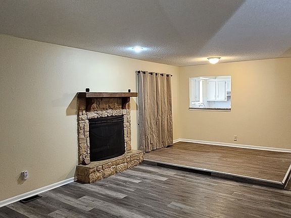 1315 E 123rd Ter APT B, Olathe, KS 66061 | Zillow