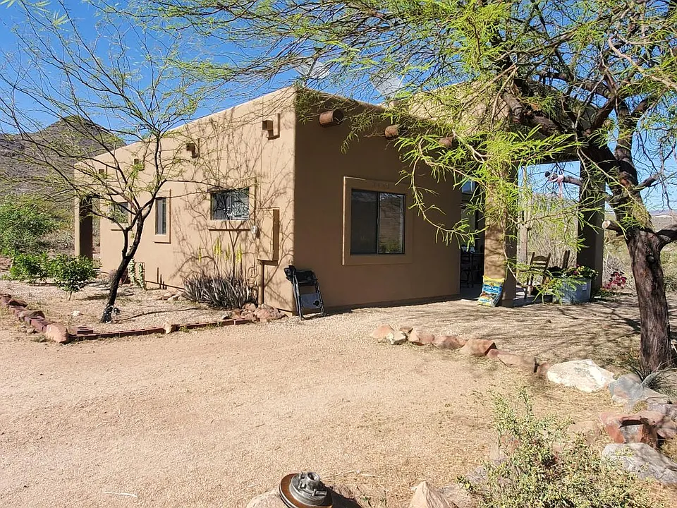 2448 E Saddle Mountain Rd