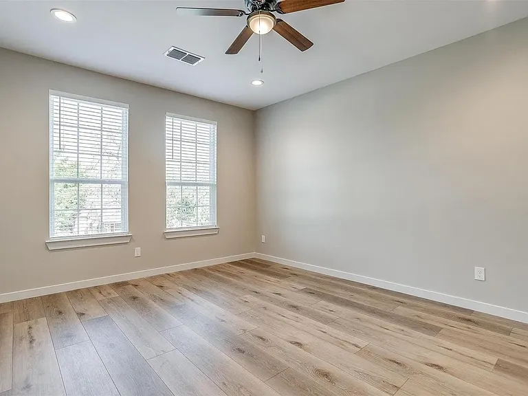 3303 Ryan Ave — Photo 10