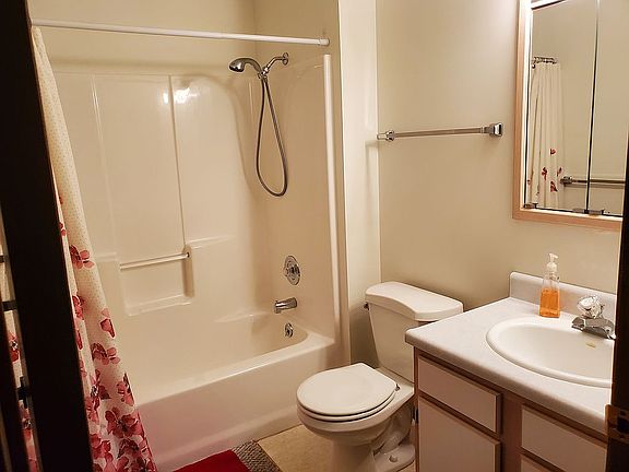 5th image of 2715 Newtowne Dr