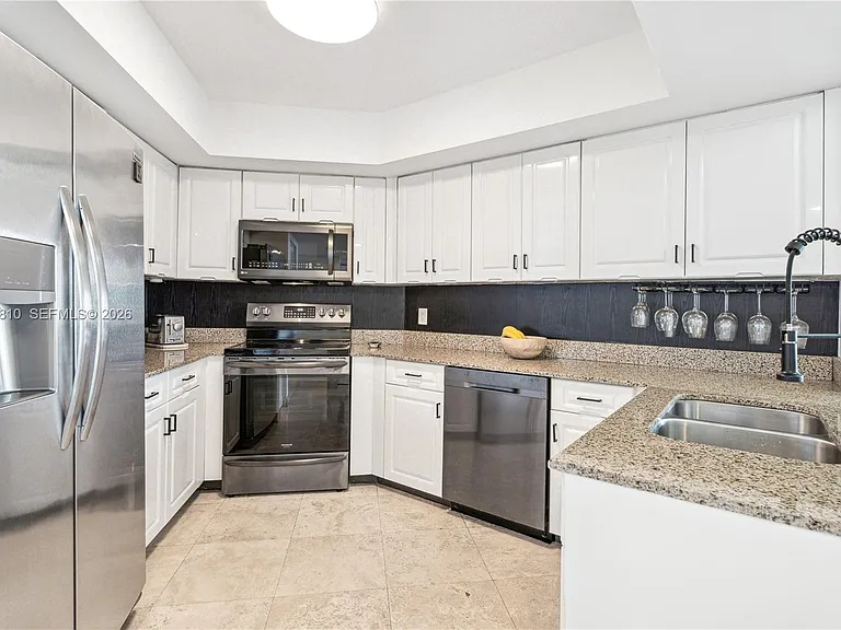 1900 Sunset Harbour Dr #1715 — Photo 5