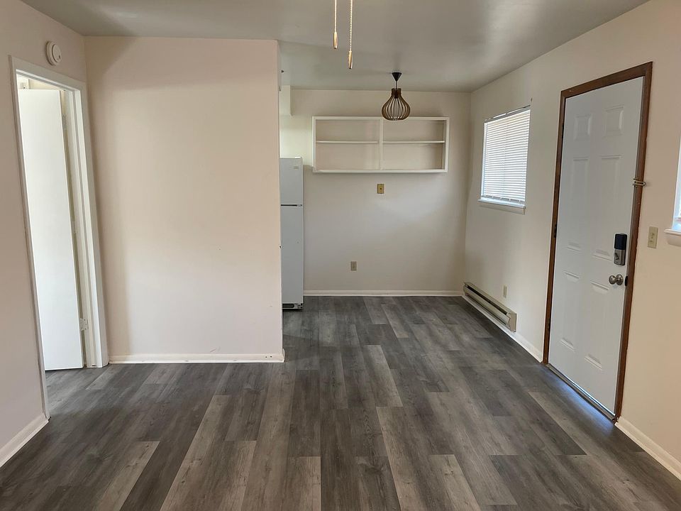 1st image of 733 NE 14th St APT 9