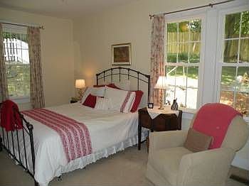 2nd image of 3467 Idlewild Cir