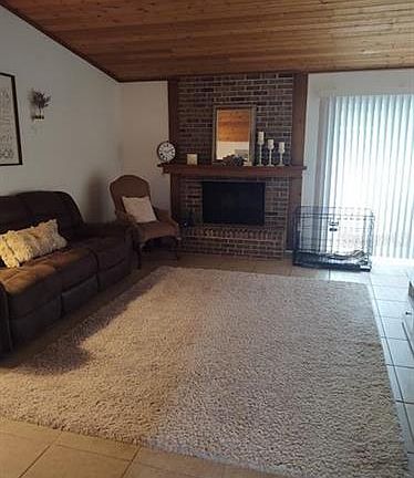 3rd image of 5415 Albert Dr