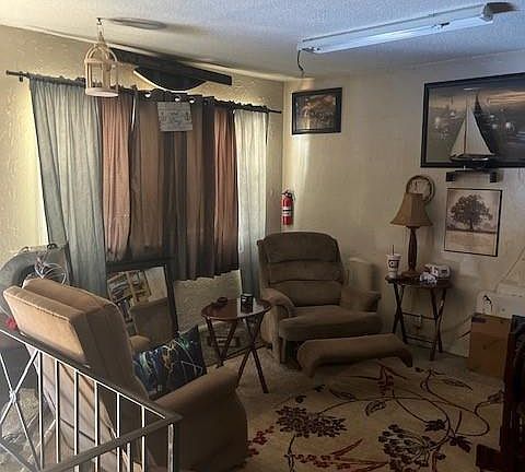 3rd image of 1415 N Ponca Dr