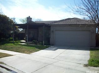 6587 E Huntington Ave, Fresno, CA 93727