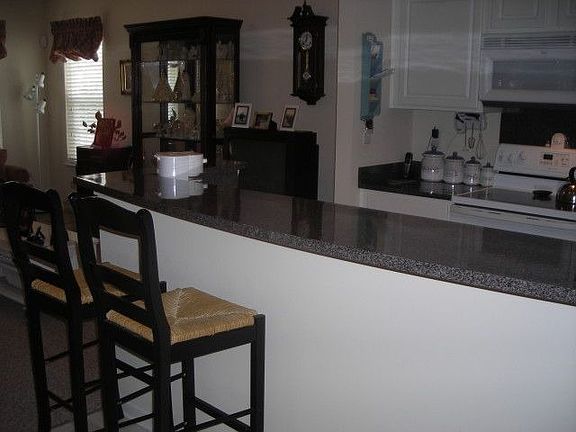 3rd image of 2163 Wexford Way